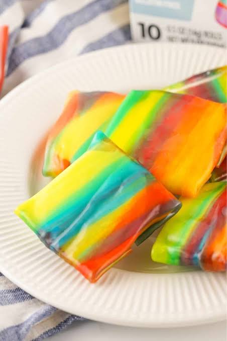 Fruit roll up cornstarch
